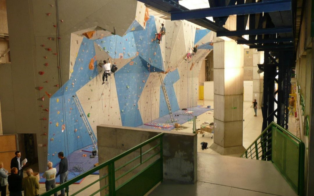Transformation d&rsquo;une friche industrielle en équipement sportif  – Montluçon (03)